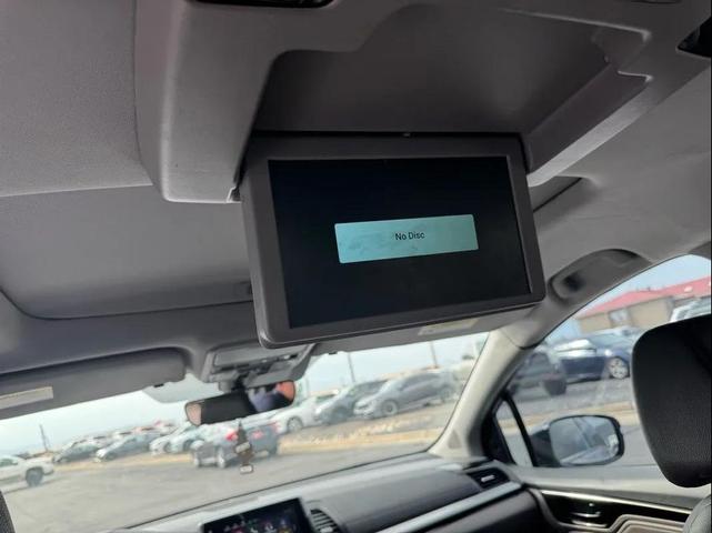 Photo of 2018 Silver Honda Odyssey