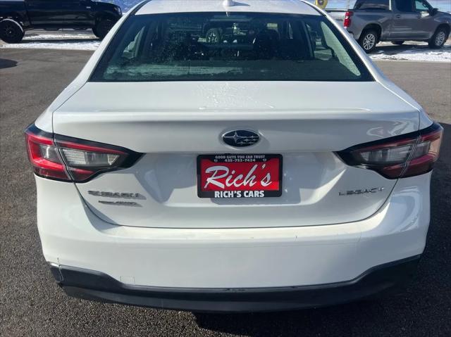 Photo of 2022 Crystal White Pearl Subaru Legacy
