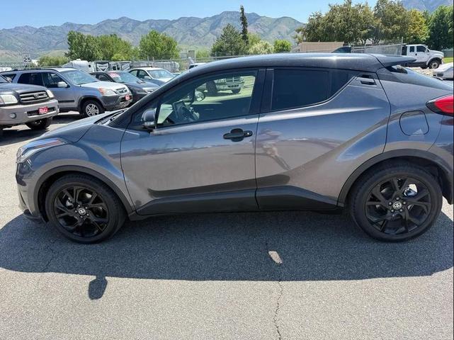 Photo of 2021 Gray Toyota C-HR