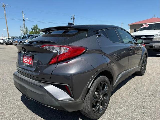 Photo of 2021 Gray Toyota C-HR