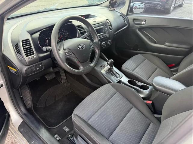 Photo of 2014 Bright Silver Kia Forte