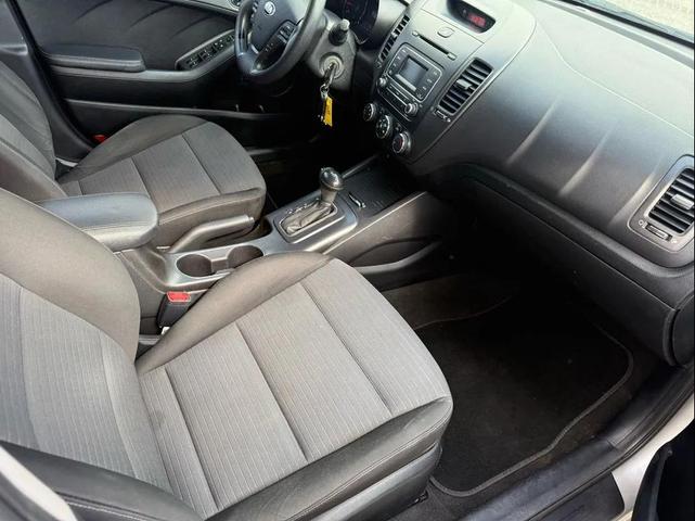 Photo of 2014 Bright Silver Kia Forte
