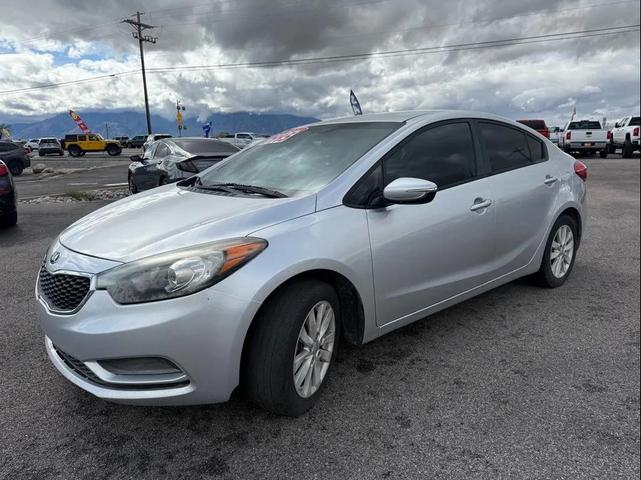 Photo of 2014 Bright Silver Kia Forte