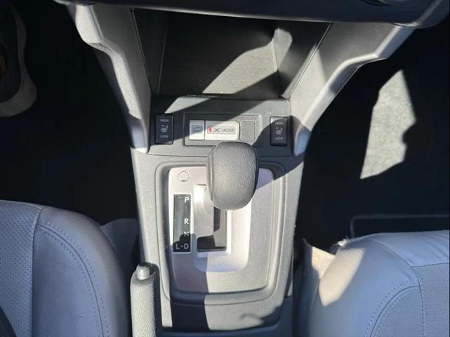 Photo of 2015 Jasmine Green Metallic Subaru Forester