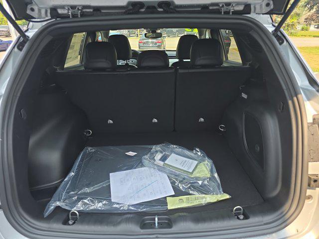 Photo of 2025 Silver Zynith Metallic Clearcoat Jeep Compass