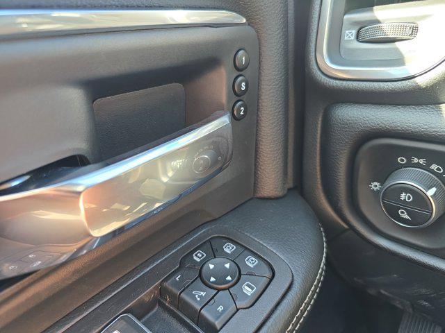 Photo of 2026 Diamond Black Crystal Pearlcoat RAM 2500