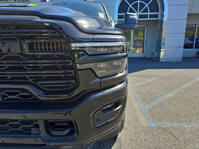 Photo of 2026 Diamond Black Crystal Pearlcoat RAM 2500