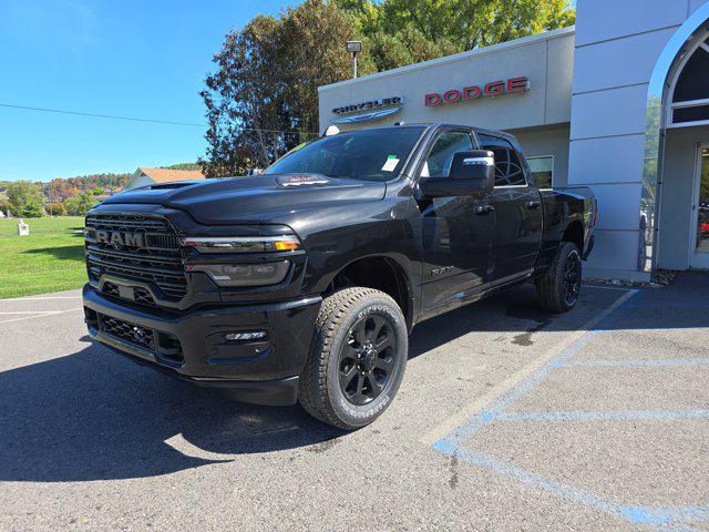 Photo of 2026 Diamond Black Crystal Pearlcoat RAM 2500