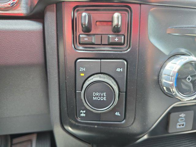 Photo of 2024 Agate Black Metallic Ford F-350