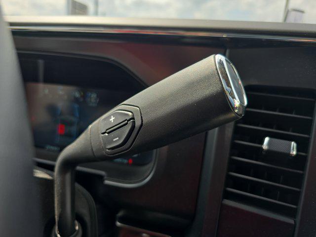 Photo of 2024 Agate Black Metallic Ford F-350