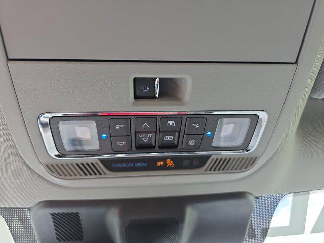 Photo of 2024 Agate Black Metallic Ford F-350