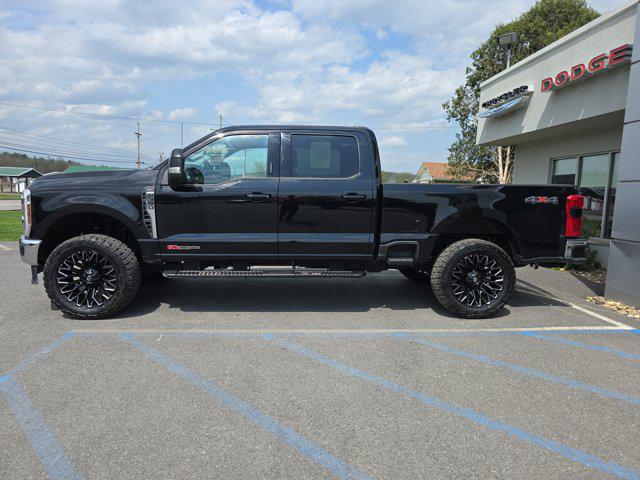 Photo of 2024 Agate Black Metallic Ford F-350