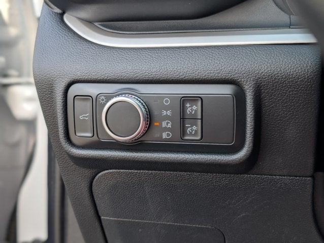 Photo of 2020 Oxford White Ford Explorer
