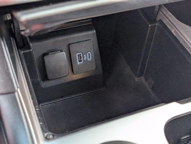 Photo of 2020 Oxford White Ford Explorer