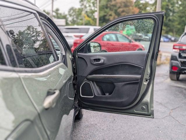 Photo of 2018 Olive Green Pearlcoat Jeep Compass