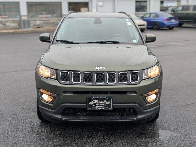 Photo of 2018 Olive Green Pearlcoat Jeep Compass