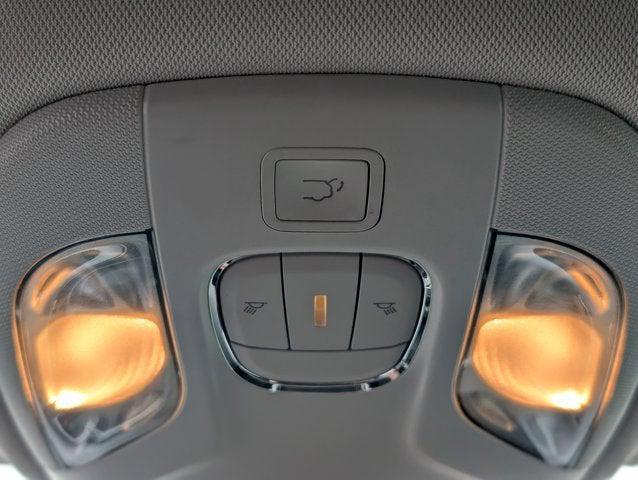 Photo of 2018 Olive Green Pearlcoat Jeep Compass