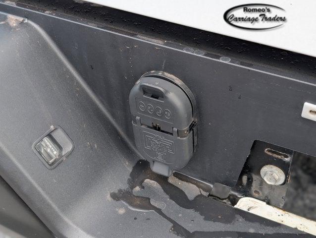 Photo of 2021 Summit White Chevrolet Silverado 1500