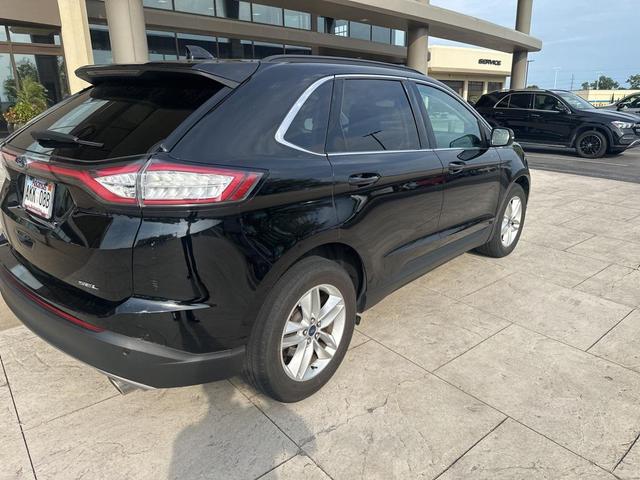 Photo of 2016 Shadow Black Ford Edge