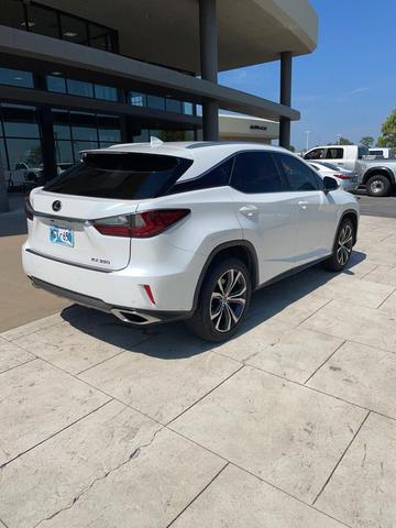 Photo of 2018 Eminent White Pearl Lexus RX 350
