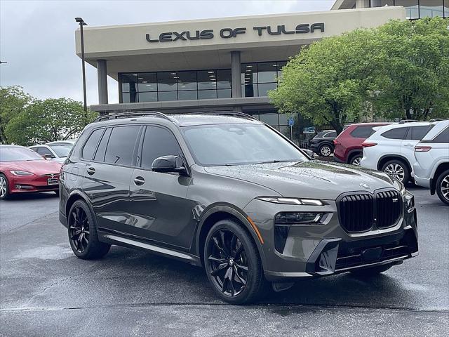 2023 BMW X7