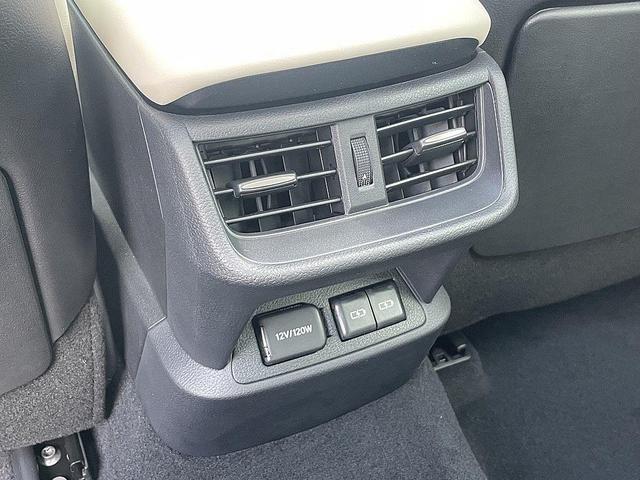 Photo of 2025 Pear Lexus ES 350