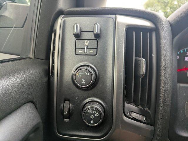 Photo of 2018 Black Chevrolet Silverado 1500
