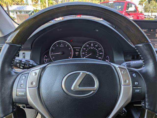 Photo of 2015 Matador Red Mica Lexus ES 350