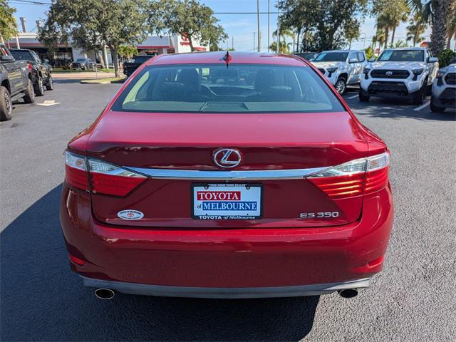 Photo of 2015 Matador Red Mica Lexus ES 350