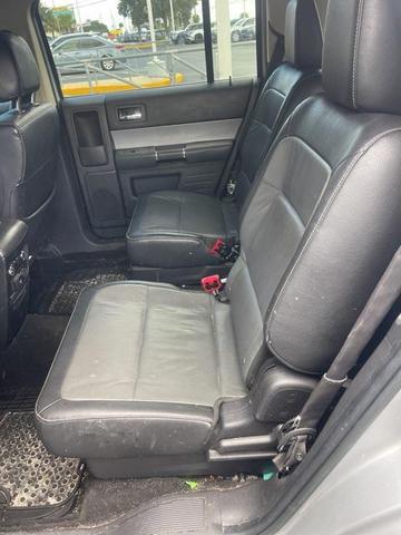 Photo of 2014 Ingot Silver Ford Flex