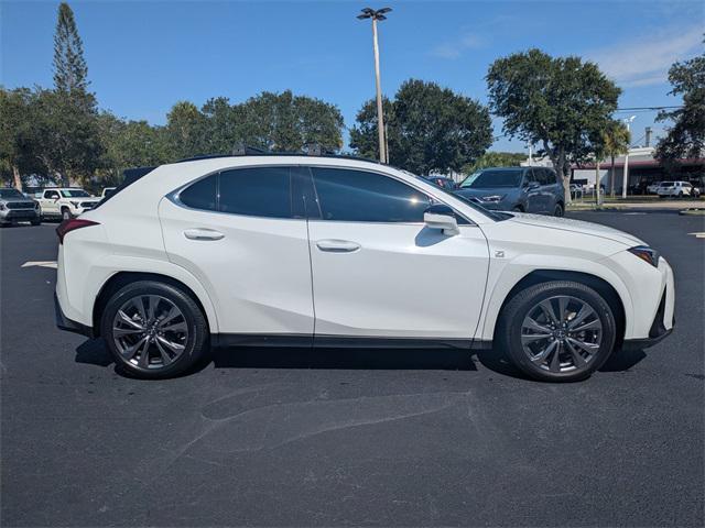 Photo of 2024 Ultra White Lexus UX 250h