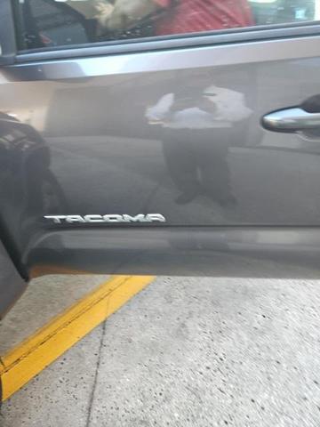 Photo of 2017 Gray Toyota Tacoma