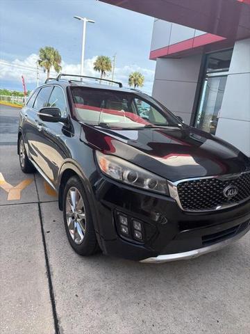 Photo of 2016 Ebony Black Kia Sorento