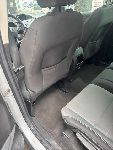 Photo of 2017 Ingot Silver Ford Escape