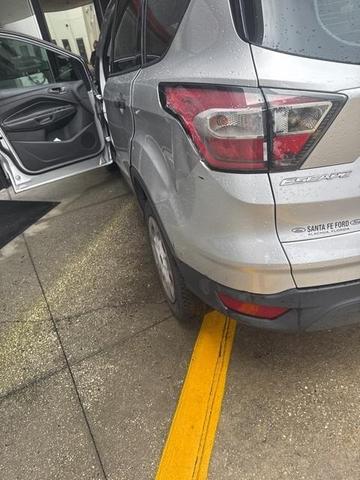 Photo of 2017 Ingot Silver Ford Escape