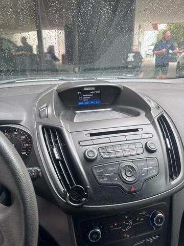 Photo of 2017 Ingot Silver Ford Escape