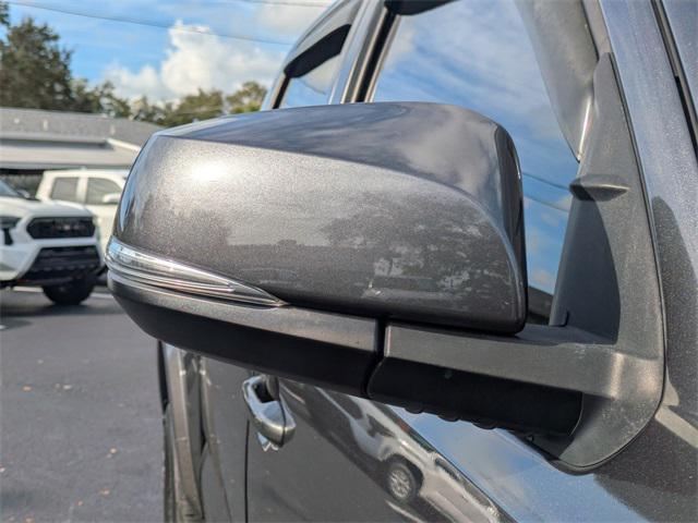 Photo of 2018 Magnetic Gray Metallic Toyota Tacoma