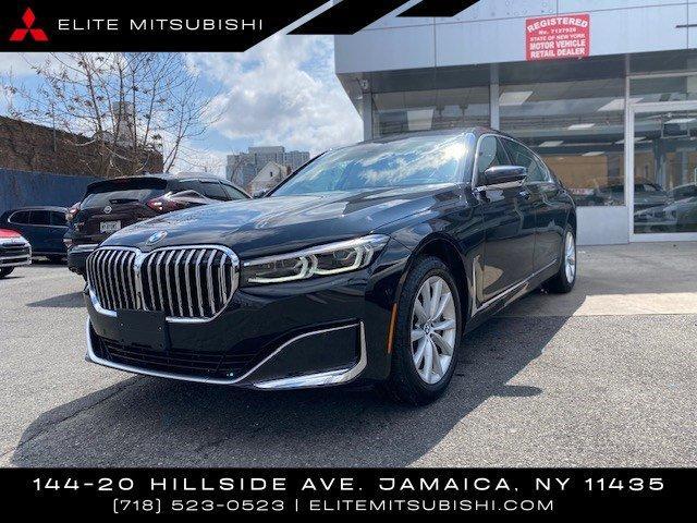 2022 BMW 740