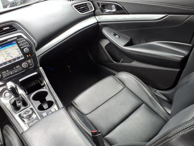 Photo of 2017 Gun Metallic Nissan Maxima