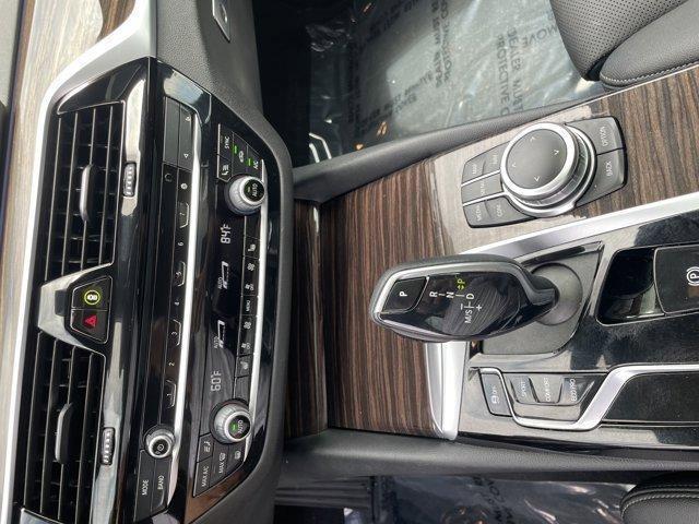 Photo of 2022 Dark Graphite Metallic BMW 530