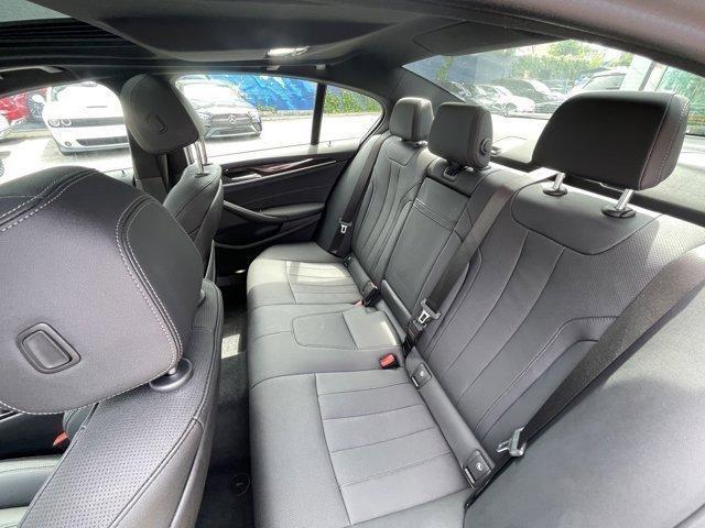 Photo of 2022 Dark Graphite Metallic BMW 530