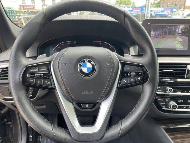 Photo of 2022 Dark Graphite Metallic BMW 530