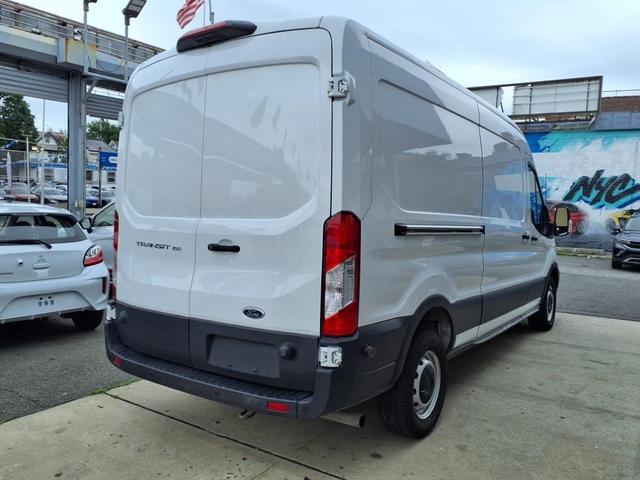 Photo of 2020 White Ford Transit-150