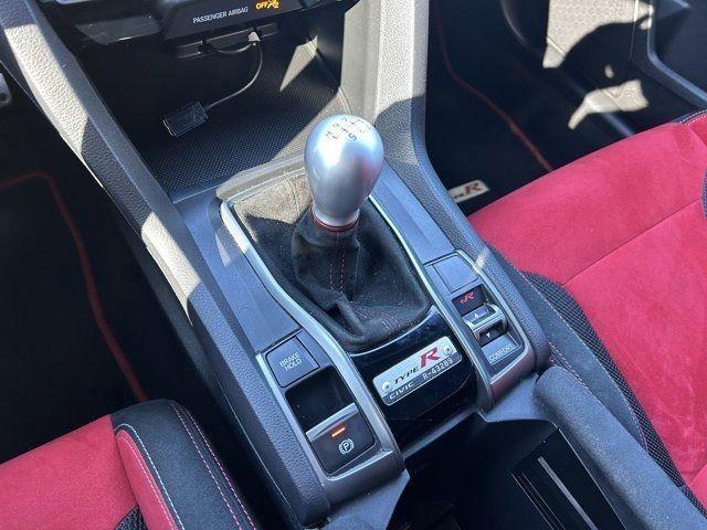 Photo of 2021 Gray Honda Civic Type R