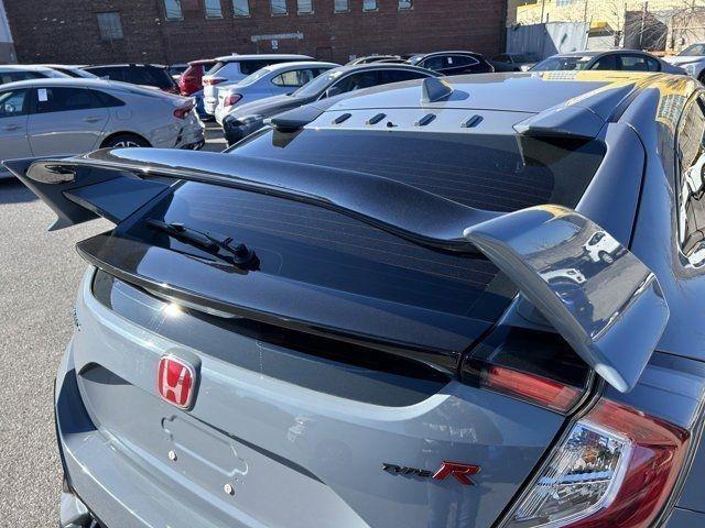 Photo of 2021 Gray Honda Civic Type R