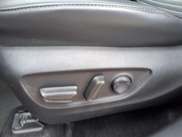 Photo of 2022 Blue Toyota Highlander