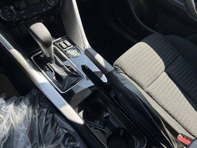 Photo of 2024 Gray Mitsubishi Eclipse Cross