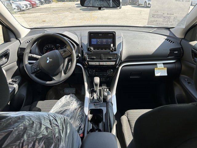 Photo of 2024 Gray Mitsubishi Eclipse Cross