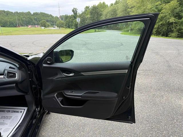 Photo of 2020 Crystal Black Pearl Honda Civic