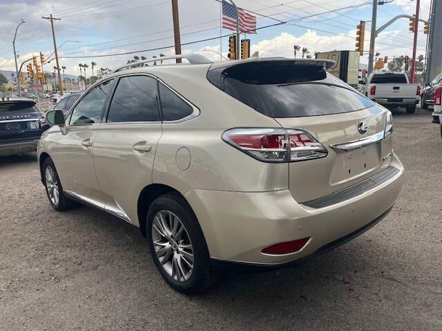 Photo of 2013 Gold Lexus RX 450h